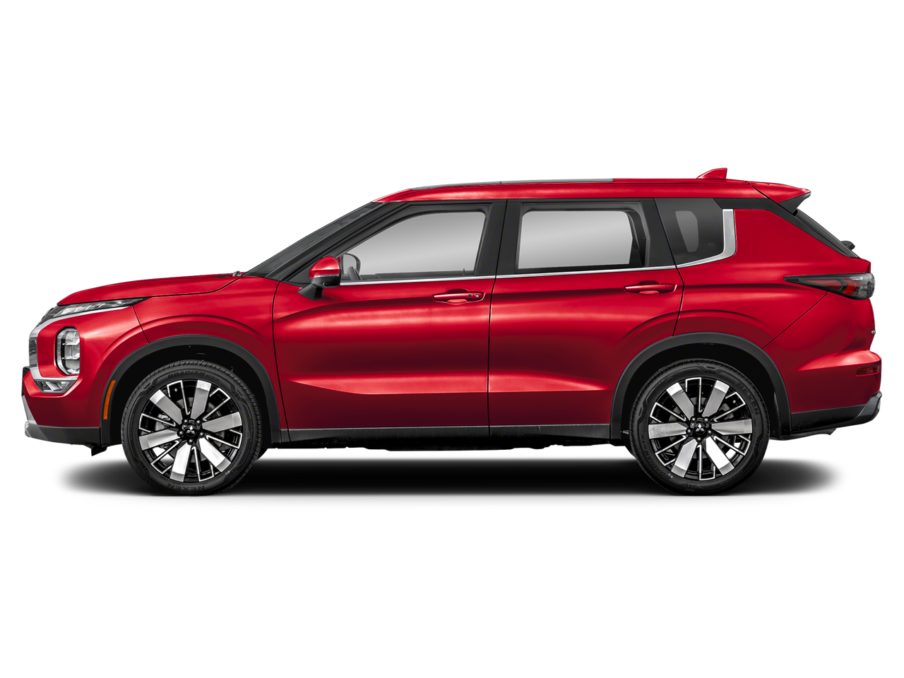 2025 Mitsubishi Outlander SE - Photo 13