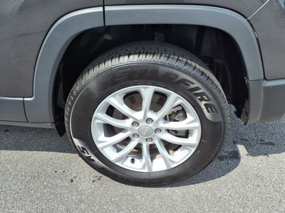 2022 Jeep Cherokee Latitude Lux