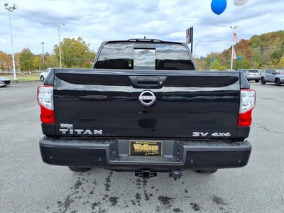2024 Nissan Titan SV