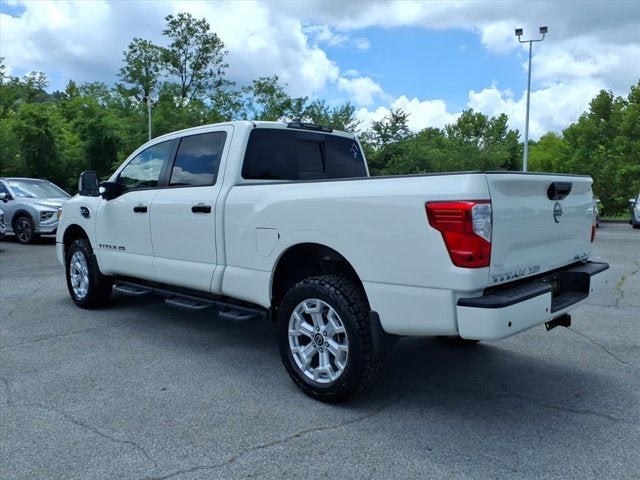 2024 Nissan Titan XD SV