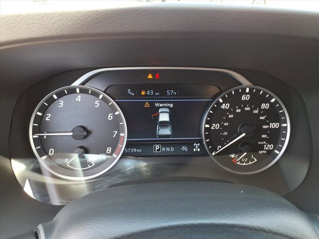2025 Nissan Frontier SV
