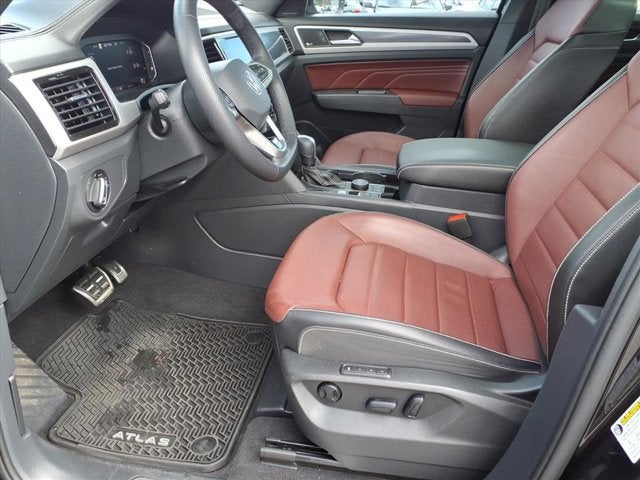 2023 Volkswagen Atlas Cross Sport 3.6L V6 SEL Premium R-Line
