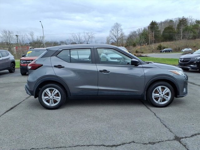2021 Nissan Kicks S