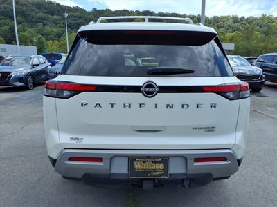 2023 Nissan Pathfinder Platinum