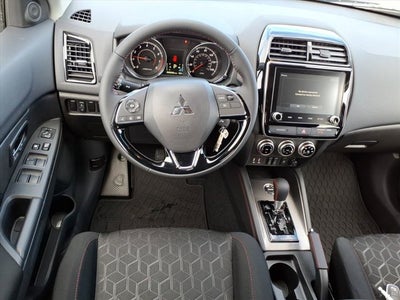 2027 Mitsubishi Outlander Sport LE