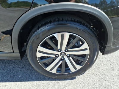 2027 Mitsubishi Outlander Sport ES