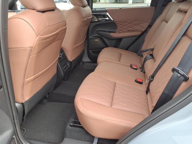 2026 Mitsubishi Outlander SEL