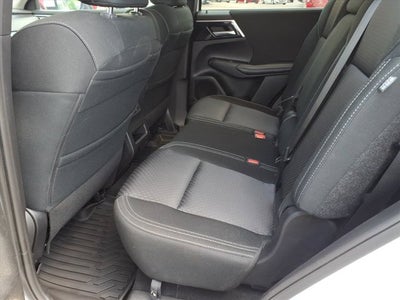 2024 Mitsubishi Outlander ES