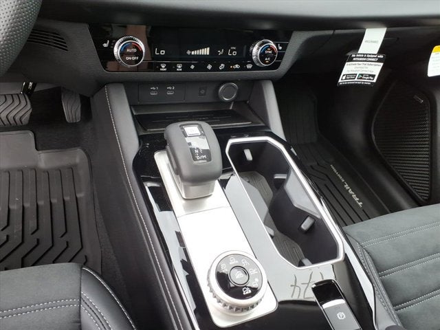 2025 Mitsubishi Outlander Trail Edition