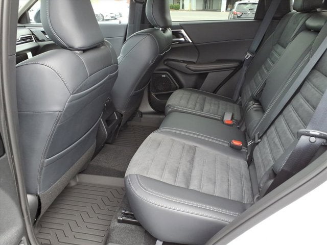 2025 Mitsubishi Outlander Trail Edition