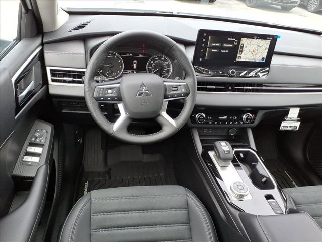 2025 Mitsubishi Outlander Trail Edition