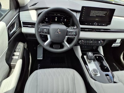 2025 Mitsubishi Outlander SEL