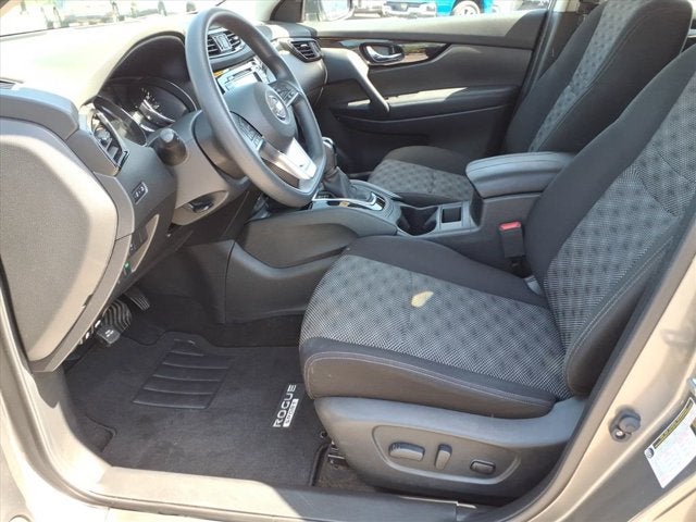 2020 Nissan Rogue Sport SV