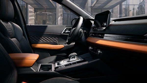 2023 Outlander Interior | Wallace Mitsubishi-Kingsport in Kingsport TN